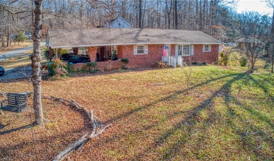 195 Claybon Dr, Advance, NC 27006 - 3 Beds, 2 Bath