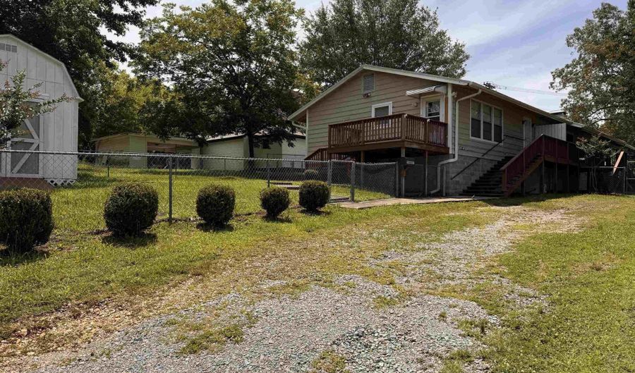 507 Lillian St, Benton, AR 72015 - 4 Beds, 2 Bath