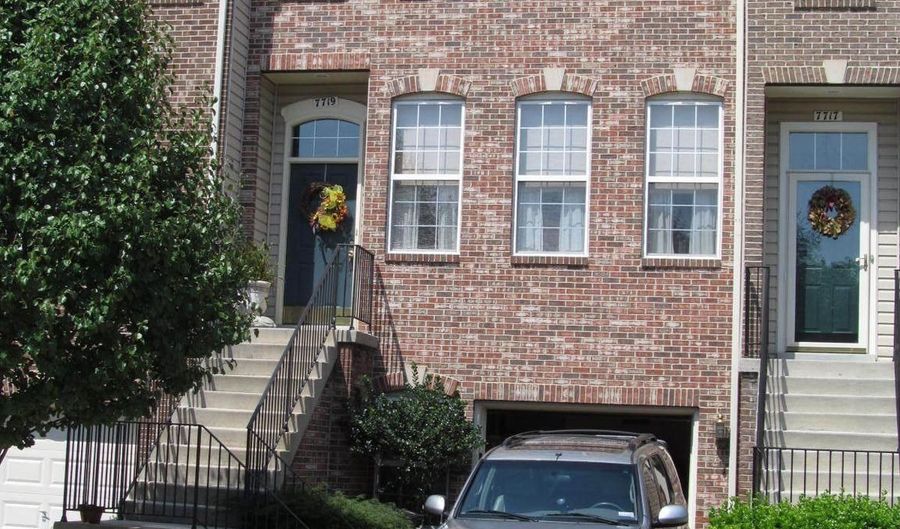 7719 SULLIVAN Cir, Alexandria, VA 22315 - 3 Beds, 4 Bath