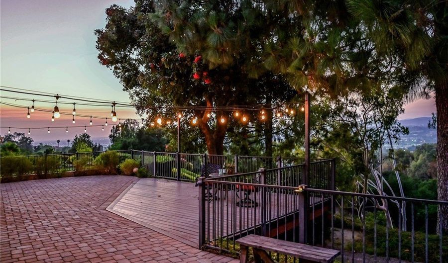 6587 E VIA ARBOLES, Anaheim, CA 92807 - 4 Beds, 3 Bath