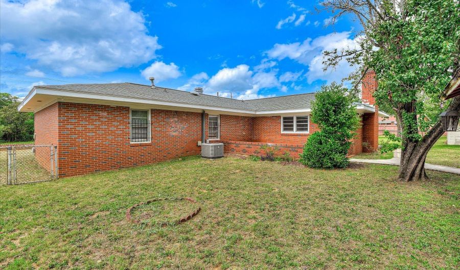 3057 Dent St, Augusta, GA 30906 - 3 Beds, 2 Bath