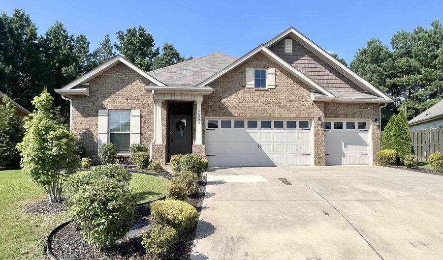 26906 Mill Creek Dr, Athens, AL 35613 - 4 Beds, 3 Bath
