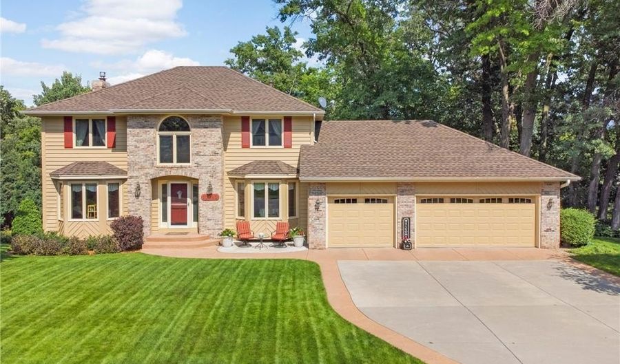 13445 Georgia Cir, Apple Valley, MN 55124 - 5 Beds, 4 Bath