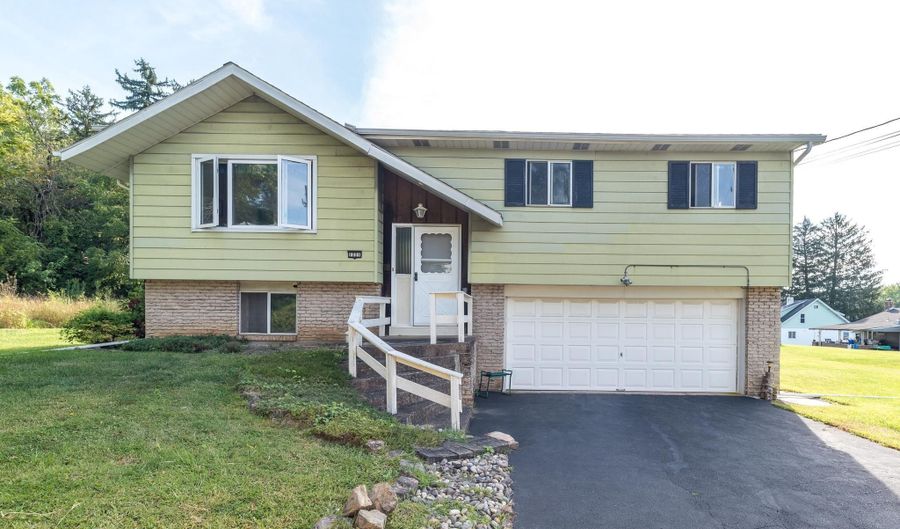 1221 BYFIELD St, Allentown, PA 18103 - 3 Beds, 2 Bath