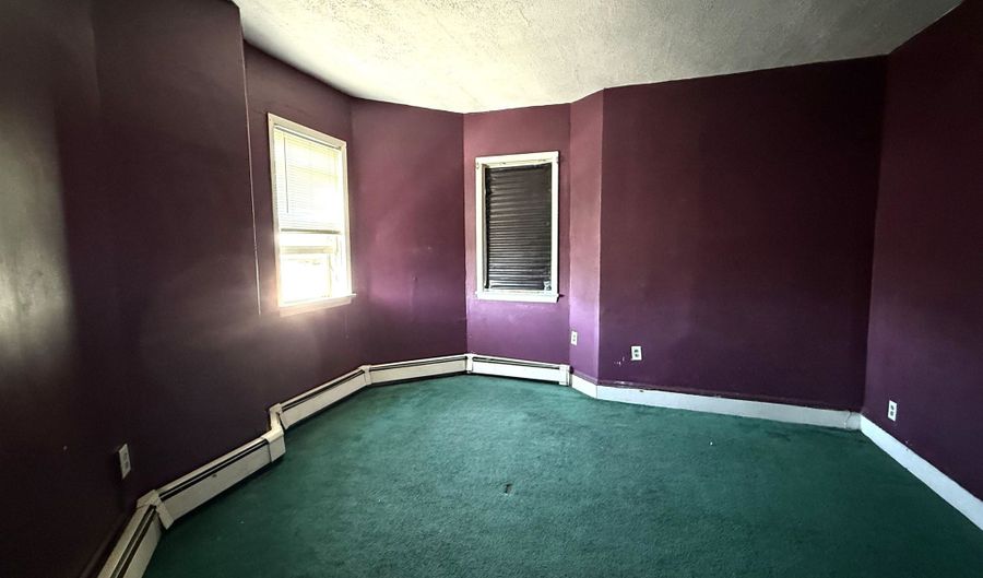 910-912 BROADWAY 3, Bayonne, NJ 07002 - 2 Beds, 1 Bath