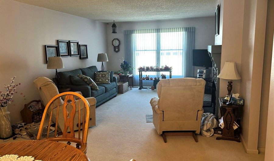 408 S Hall St 2, Algona, IA 50511 - 2 Beds, 2 Bath