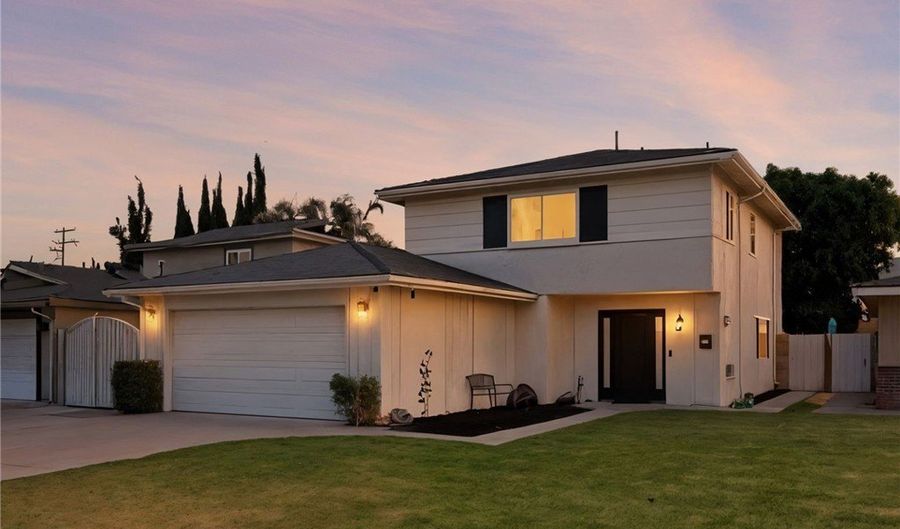 805 S Plymouth Pl, Anaheim, CA 92806 - 3 Beds, 3 Bath