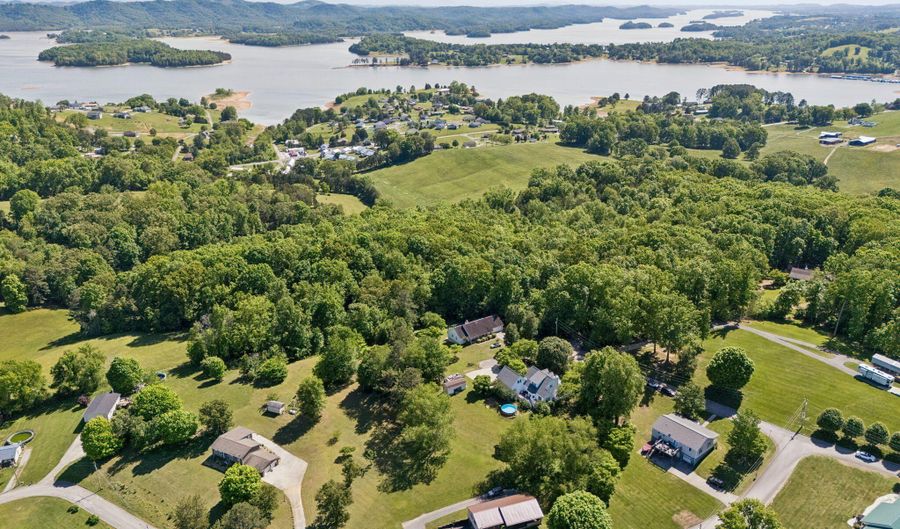 137 Meadow Run, Bean Station, TN 37708 - 3 Beds, 3 Bath