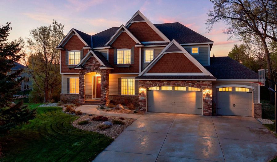 15197 Uplander St NW, Andover, MN 55304 - 4 Beds, 4 Bath