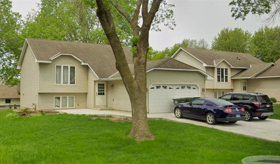3933 Westbury Way, Eagan, MN 55123 - 4 Beds, 2 Bath