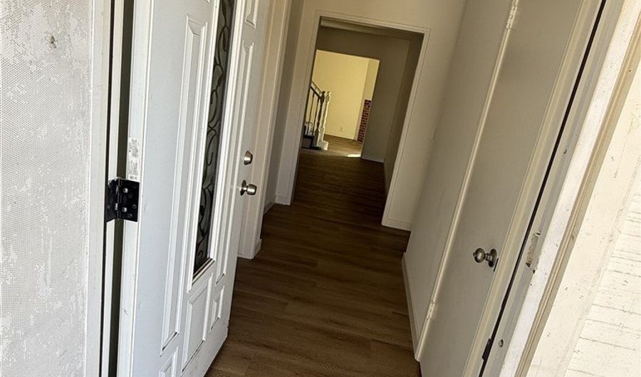 13716 Goleta St, Arleta, CA 91331 - 6 Beds, 2 Bath