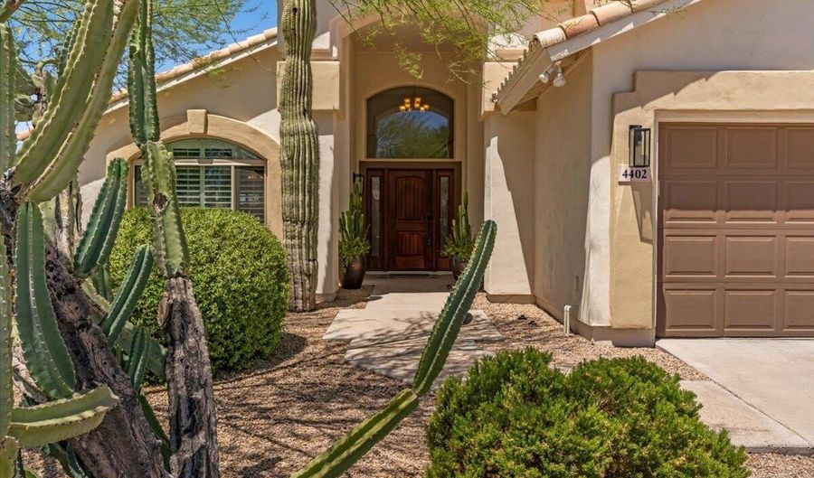 4402 E BARWICK Dr, Cave Creek, AZ 85331 - 5 Beds, 3 Bath