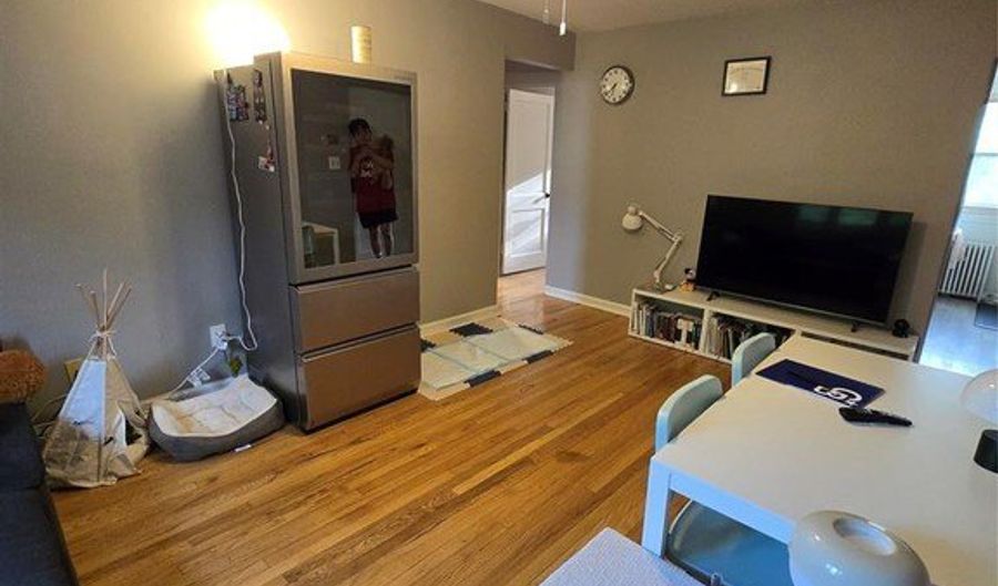 125 E Clinton Avenue 3B, Bergenfield, NJ 07621 - 2 Beds, 1 Bath