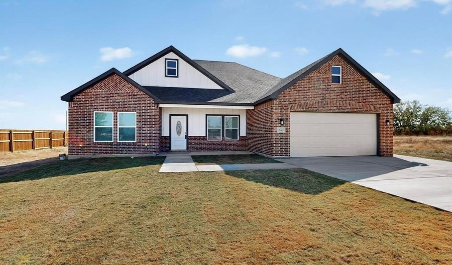 740 Section House Rd, Alba, TX 75119 - 3 Beds, 2 Bath