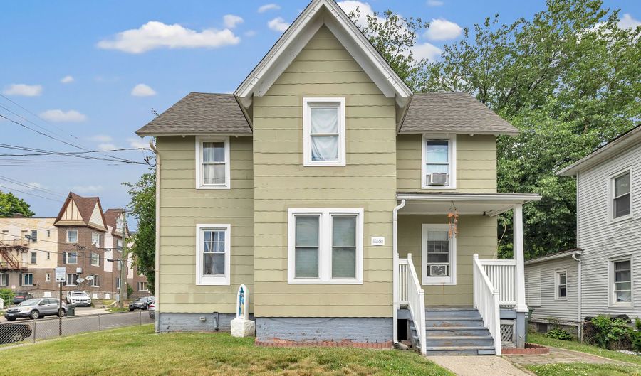 1626 Iranistan Ave, Bridgeport, CT 06604 - 4 Beds, 2 Bath