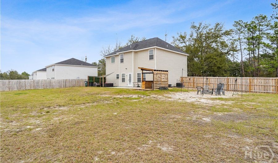 9475 Tibet HWY SE Rd, Allenhurst, GA 31301 - 4 Beds, 3 Bath