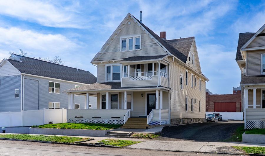 259 Laurel Ave 2, Bridgeport, CT 06605 - 4 Beds, 1 Bath