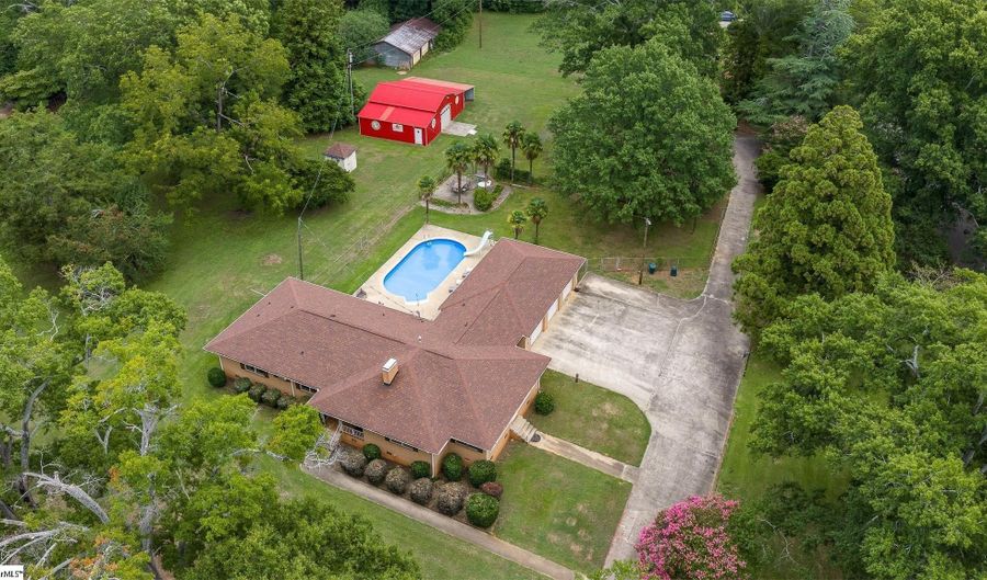 3211 New Pond Rd, Anderson, SC 29626 - 4 Beds, 4 Bath