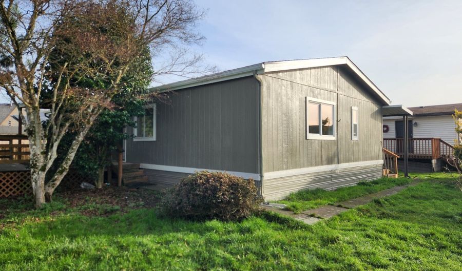 300 SE GOODNIGHT Ave 66, Corvallis, OR 97333 - 4 Beds, 2 Bath