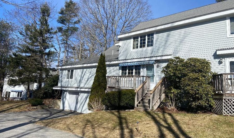 3 W West Harbor Pond Rd, Boothbay Harbor, ME 04538 - 2 Beds, 2 Bath