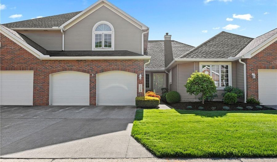 118 Ambleside Way, Amherst, OH 44001 - 2 Beds, 3 Bath