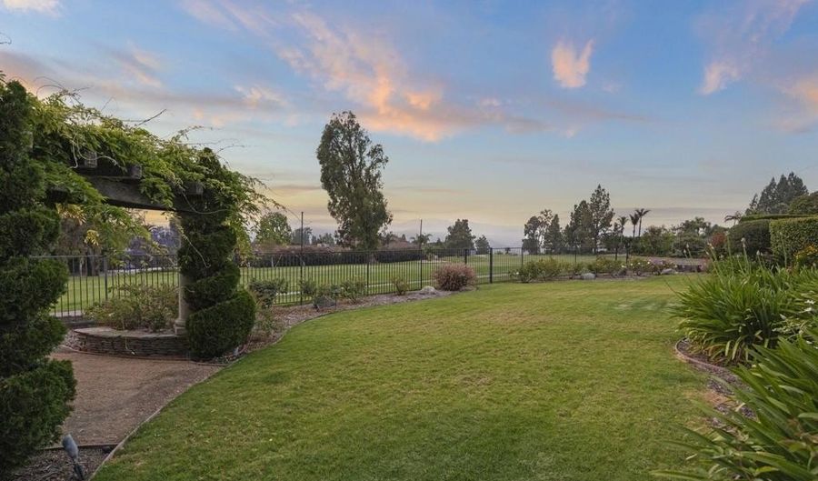 1361 Calle Aurora, Camarillo, CA 93010 - 4 Beds, 4 Bath