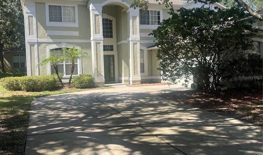 2007 BEARDSLEY Dr, Apopka, FL 32703 - 5 Beds, 3 Bath