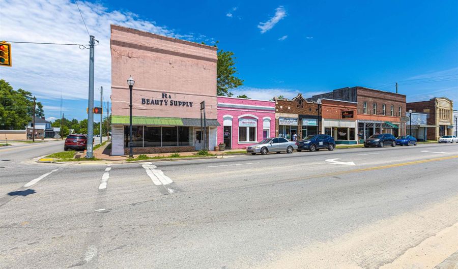 1 E Main St, Andrews, SC 29510 - 0 Beds, 0 Bath