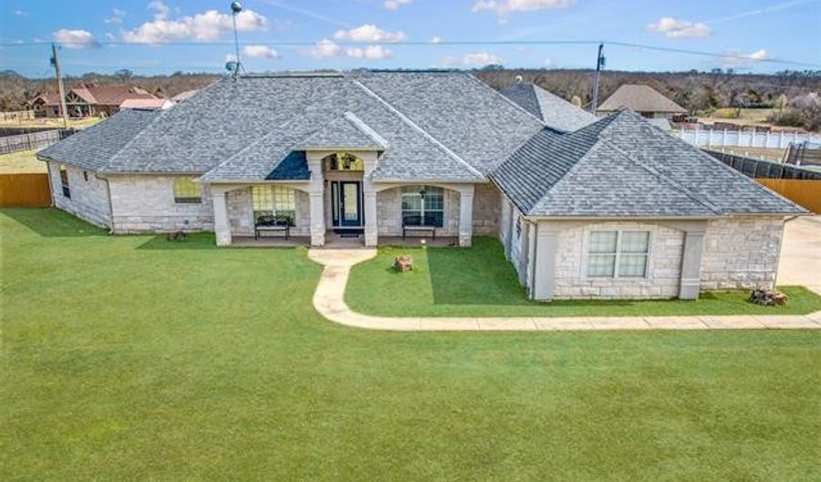 1220 S Oakhill, Atoka, OK 74525 - 3 Beds, 3 Bath