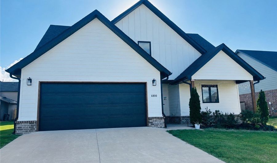 4800 SW Elderwood St, Bentonville, AR 72713 - 4 Beds, 3 Bath
