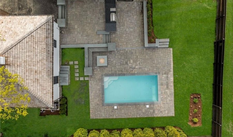 7 Champlin St, Newport, RI 02840 - 4 Beds, 6 Bath
