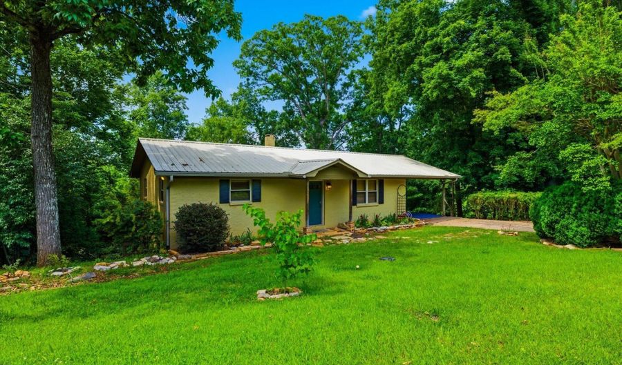 477 Perimeter Rd, Benton, TN 37307 - 4 Beds, 2 Bath