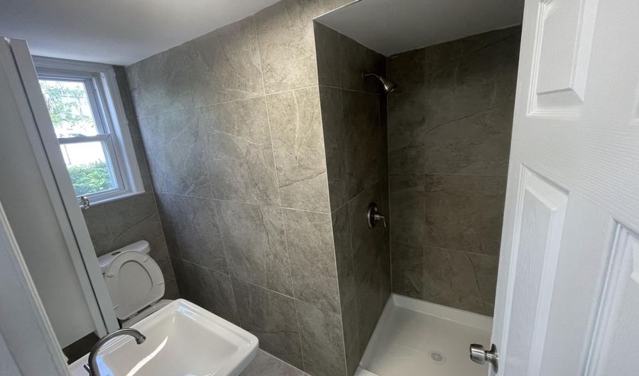 413 Ridge Ave 3, Asbury Park, NJ 07712 - 1 Beds, 1 Bath