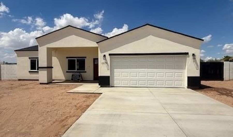 12178 W LOBO Dr, Arizona City, AZ 85123 - 3 Beds, 2 Bath