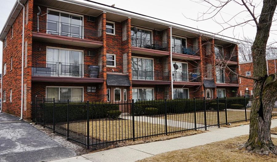 11945 HAMLIN Ave 2B, Alsip, IL 60803 - 1 Beds, 1 Bath