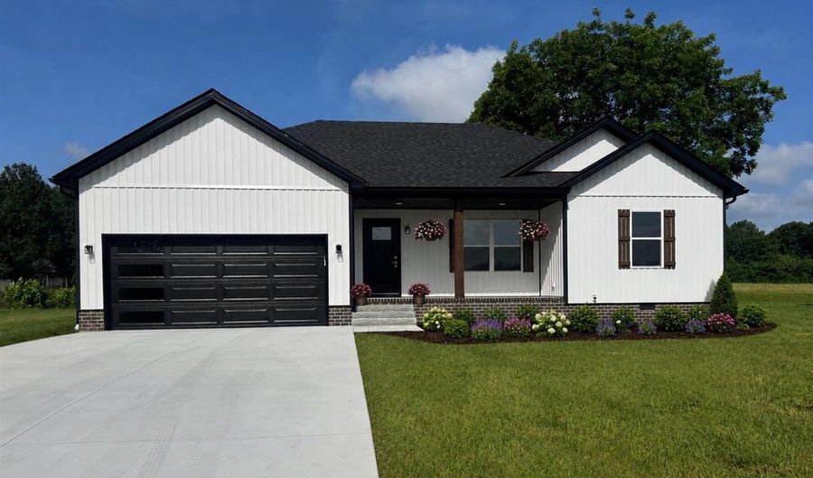 108 Skylar Dr, Auburn, KY 42206 - 3 Beds, 2 Bath