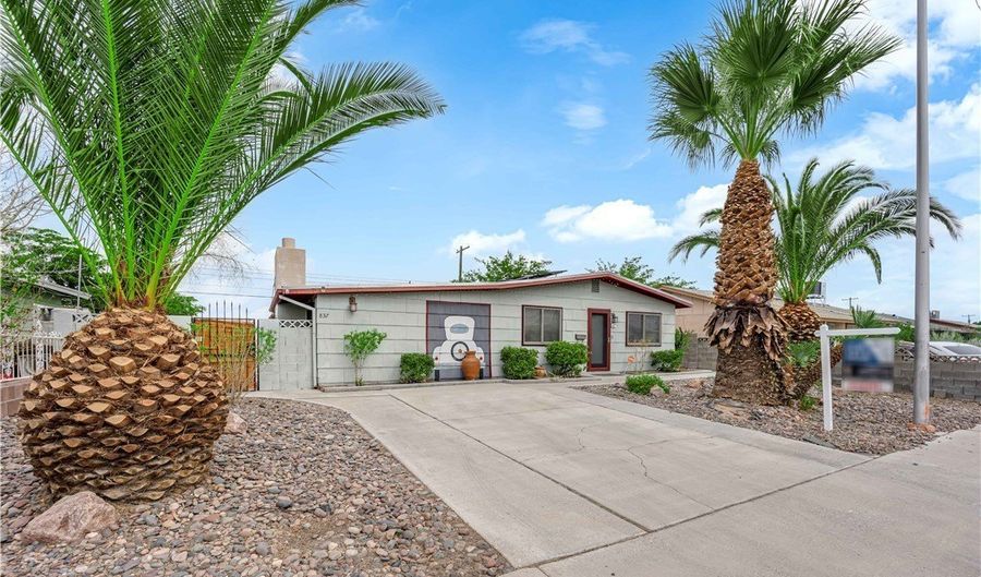 837 Salem Dr, Las Vegas, NV 89107 - 3 Beds, 2 Bath