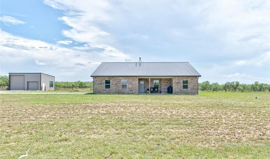 13263 County Road 114, Abilene, TX 79601 - 4 Beds, 2 Bath