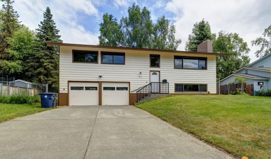 3223 Madison Way, Anchorage, AK 99508 - 5 Beds, 3 Bath