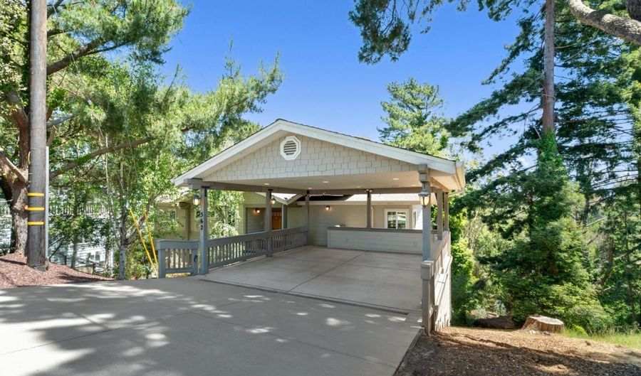 562 Cuesta Dr, Aptos, CA 95003 - 3 Beds, 3 Bath
