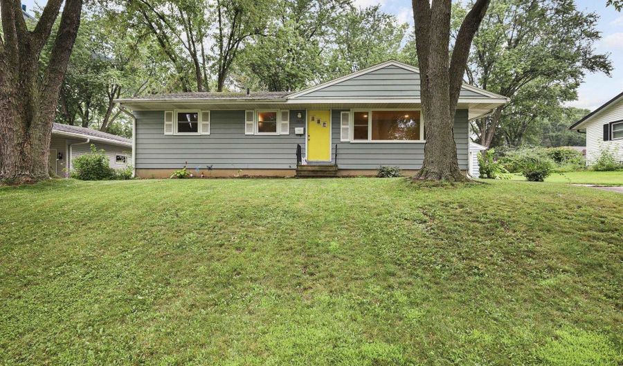 1518 Ellen Ave, Madison, WI 53716 - 3 Beds, 2 Bath