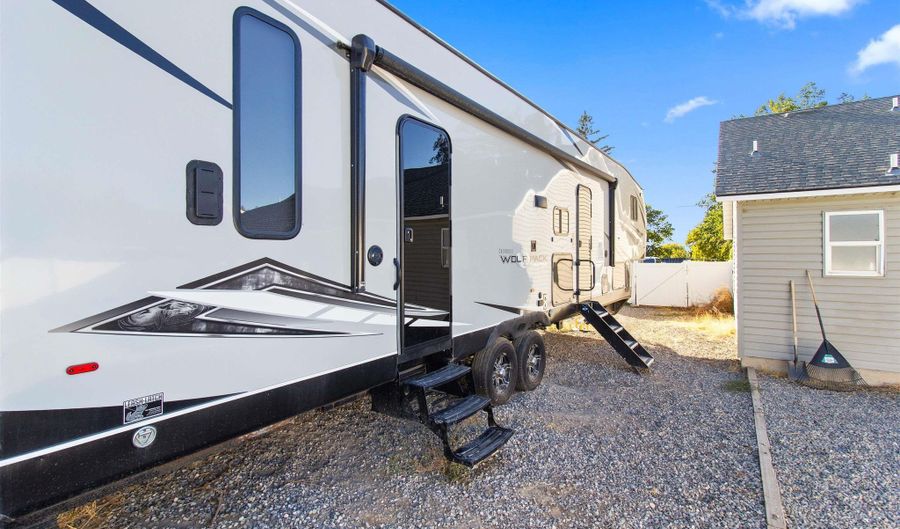 815 Fair St, Buhl, ID 83316 - 4 Beds, 2 Bath