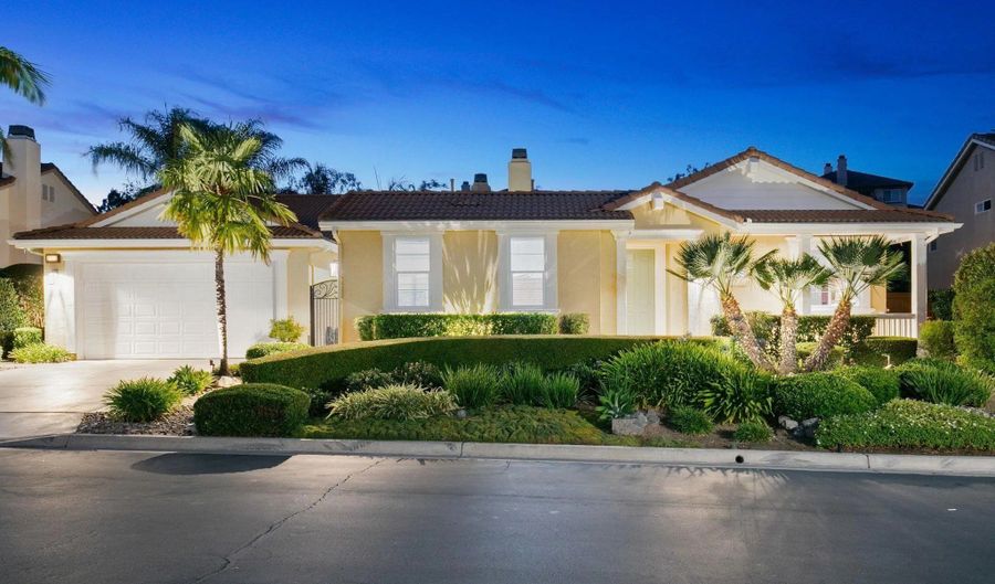 10540 Pinion Trl, Escondido, CA 92026 - 5 Beds, 3 Bath
