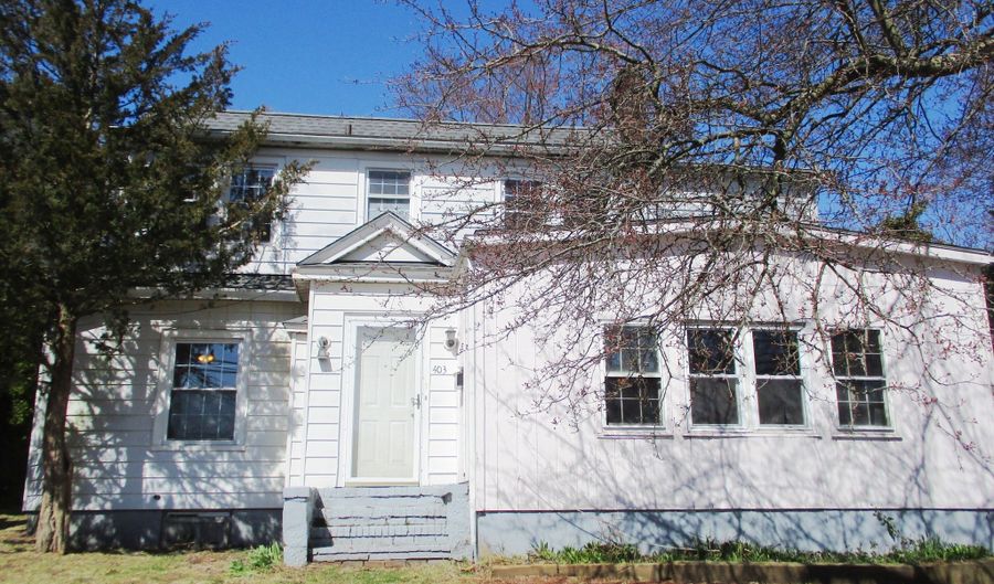 403 Oaklawn Ave, Stamford, CT 06905 - 4 Beds, 3 Bath