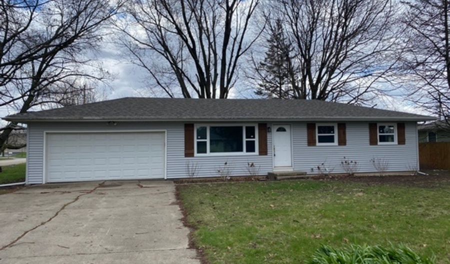 186 Alfred Dr, Sycamore, IL 60178 - 3 Beds, 1 Bath