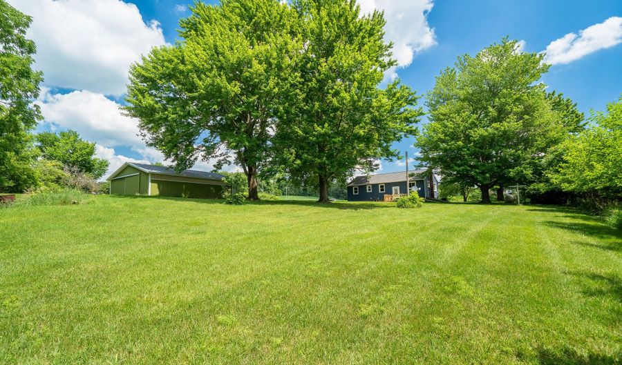 2680 32nd St, Allegan, MI 49010 - 3 Beds, 2 Bath