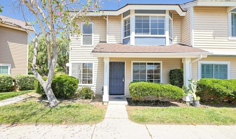 1889 Manzana Way, San Diego, CA 92139 - 3 Beds, 3 Bath