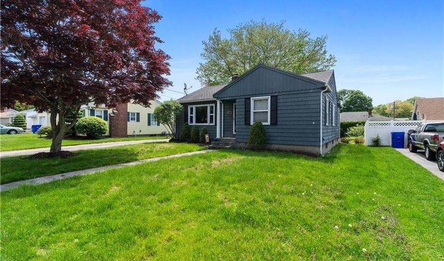 62 Atlantic Blvd, North Providence, RI 02911 - 3 Beds, 2 Bath