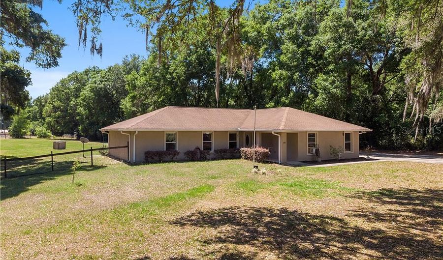 3690 NE 92ND Pl, Anthony, FL 32617 - 3 Beds, 2 Bath