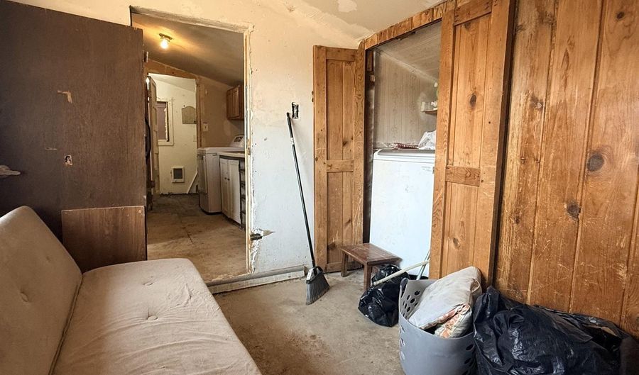 148 N Lowell, Casper, WY 82601 - 2 Beds, 1 Bath